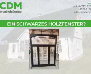 Ein schwarzes Holzfenster?